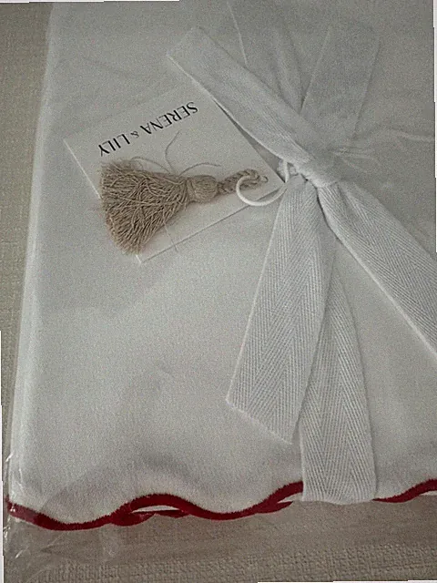 $248 NEW Serena & Lily Wave Scallop Bedskirt Skirt Lobster Red White Cotton KING