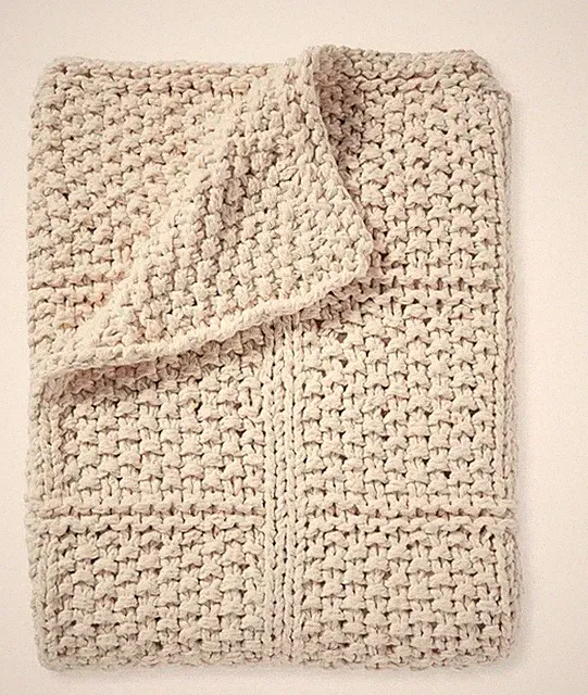 New. Serena And Lilly Fisherman's Knit Throw. Natural/Beige. 60” X 80”