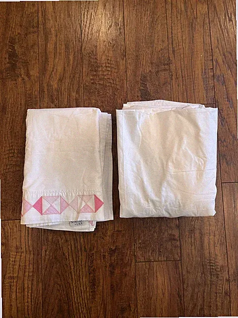 New Serena & Lily Juice Flag Twin Flat Sheet & White Fitted Sheet Set No Package